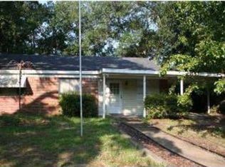 462 Yevonne Curv E, Mobile, AL 36609