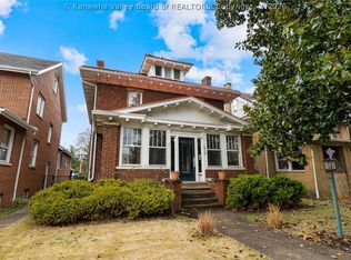 514 9th Ave, Huntington, WV 25701