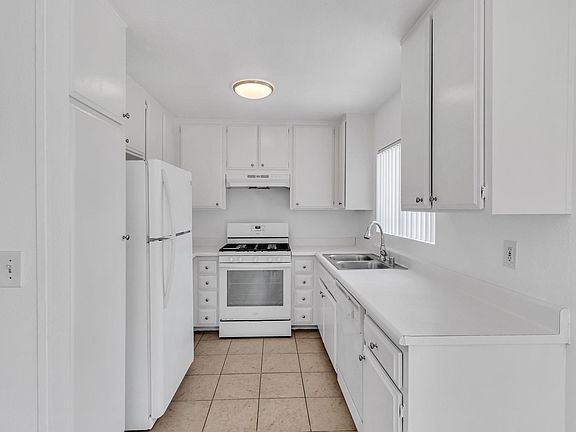 2nd image of 631 13th St #1