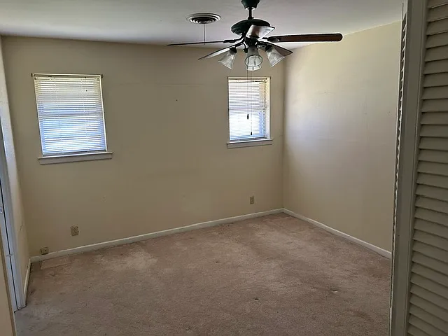 203 Melody Ln — Photo 14