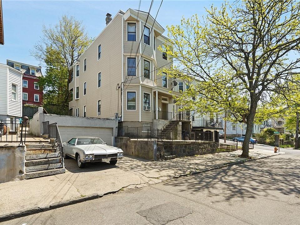1st image of 220 Woodworth Avenue