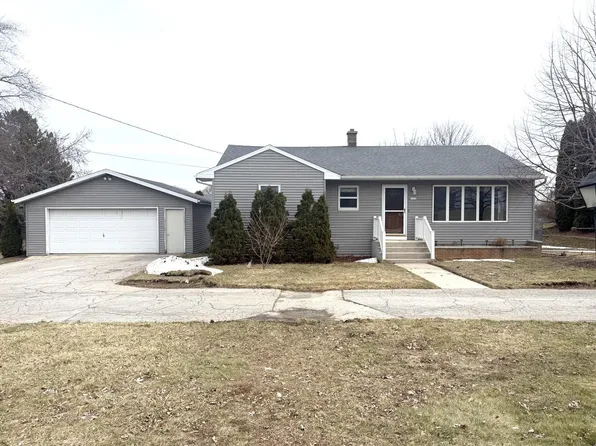 1515 N 36th St, Sheboygan, WI 53081