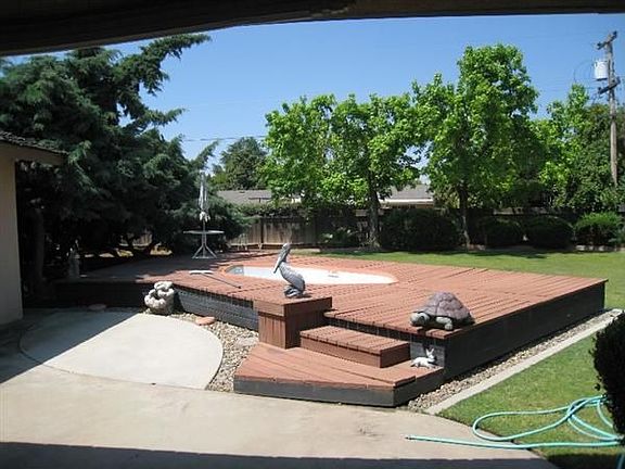 3rd image of 6063 N Roosevelt Ave