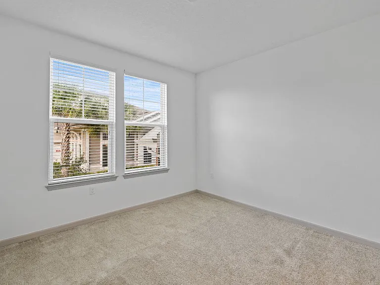 Park Avenue Apartments — Photo 54