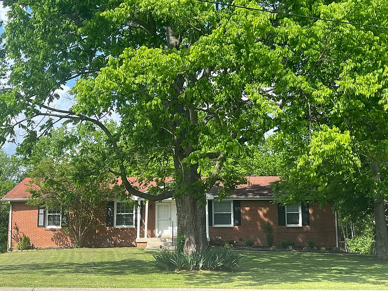 101 Homestead Ct E #A — Photo 5