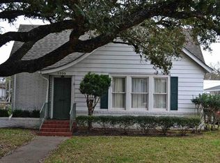 1305 N Main St, Victoria, TX 77901