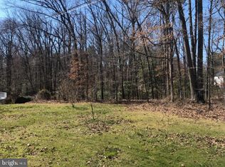 8032 Stone Haven Dr, Glen Burnie, MD 21060