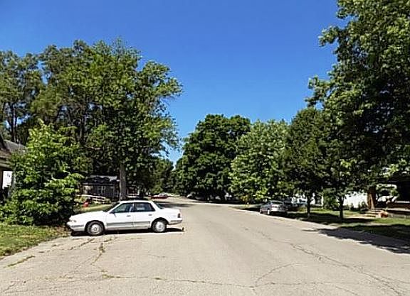 3rd image of 230 W Church St