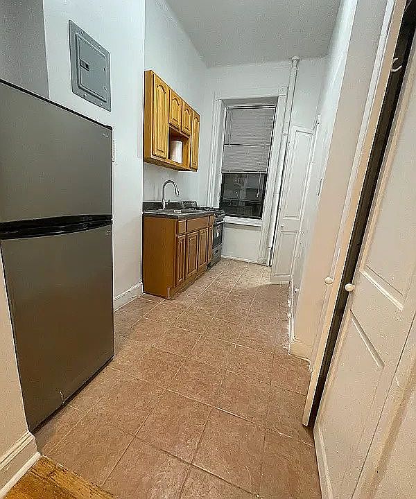 1st image of 223 E 82nd St APT B1