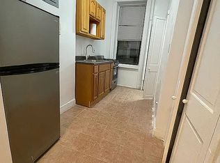 223 E 82nd St APT B1, New York, NY 10028