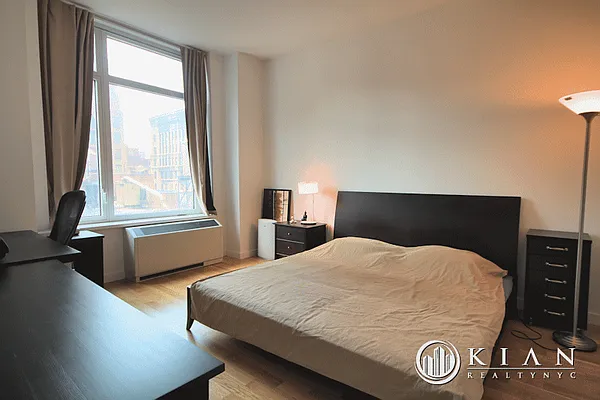 Rented by Kian Realty | media 17