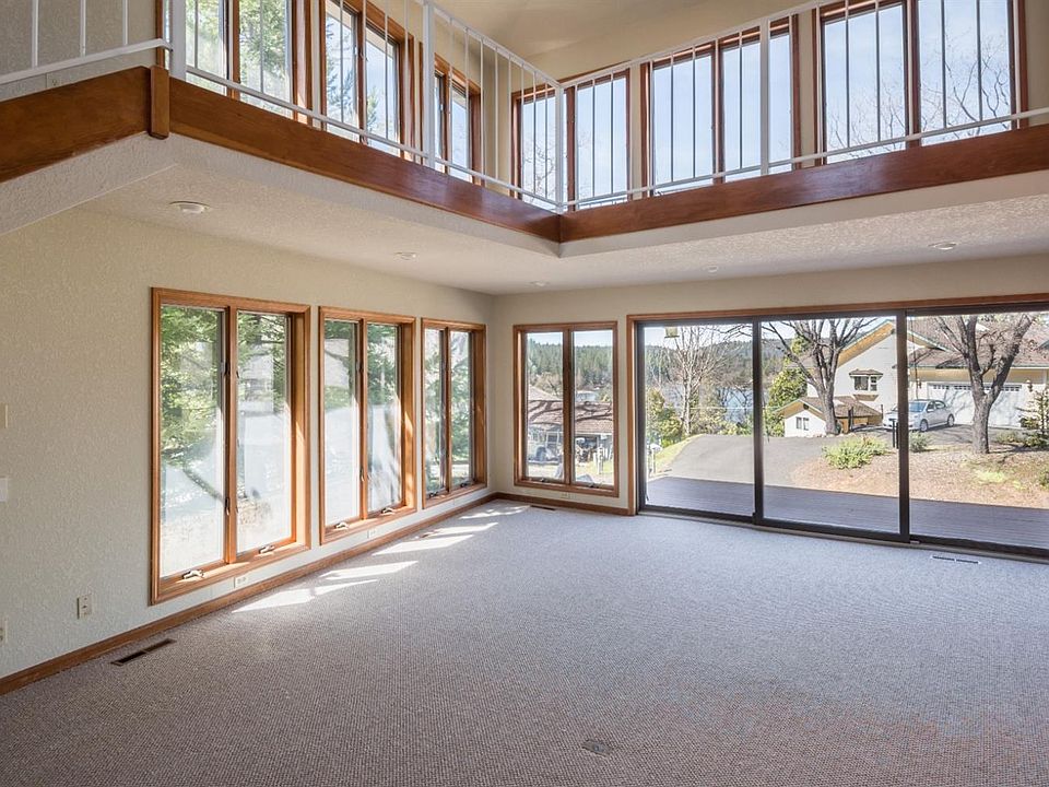 1st image of 20339 Pine Mountain Dr