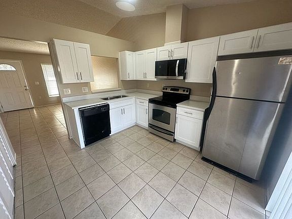 5th image of 2849 Coral Reef Dr