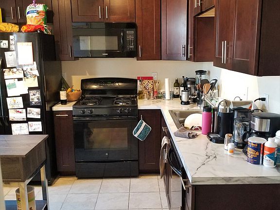 5th image of 1141 N Emerson St APT 3