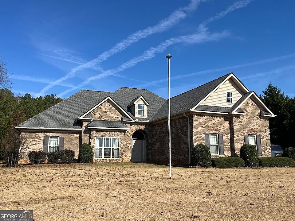 1st image of 121 Magnolia Farms Dr