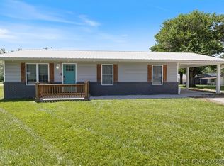 101 Greenwich Ave, Eldon, MO 65026