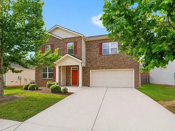 637 Yazzie Pl, Atlanta, GA 30349