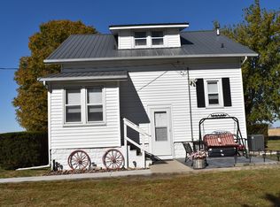 9898 E 1200 North Rd, Chenoa, IL 61726