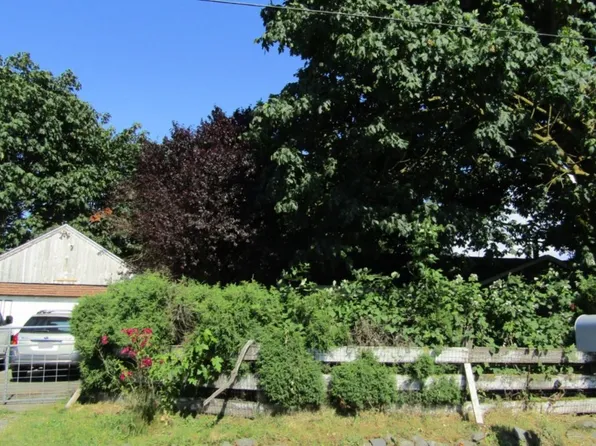 45026 228th Ave SE, Enumclaw, WA 98022