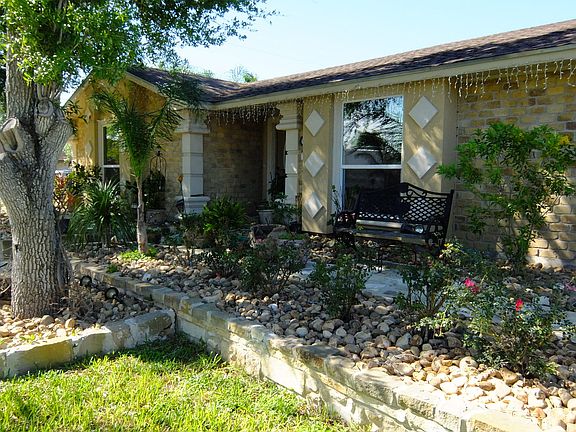 2nd image of 10526 Sundown Dr