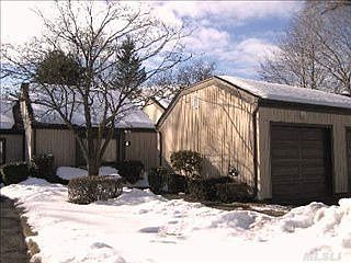 1st image of 4 Strathmore Gate Dr