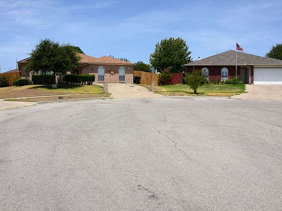 4th image of 3402 Beagle Ct