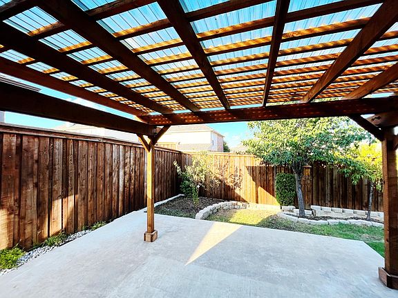 4th image of 10028 Grey Crow Dr