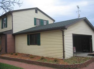 20045 Spears Rd, Gregory, MI 48137