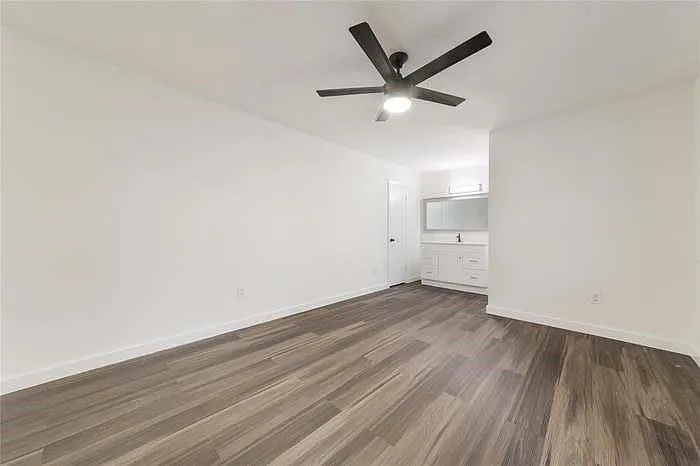 5535 Pine Pl — Photo 17