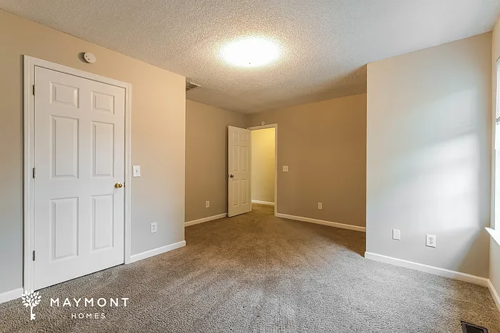 60 Fairview St — Photo 11