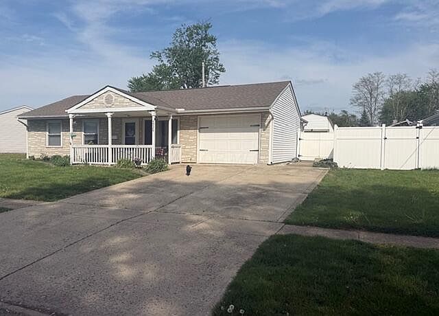 4926 Meadowbrook Dr, Columbus, OH 43207 | MLS #226002044 | Zillow
