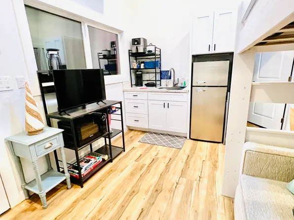 (undisclosed Address), Kahuku, HI 96731