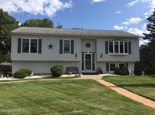 16 Donovan St, Pittsfield, MA 01201