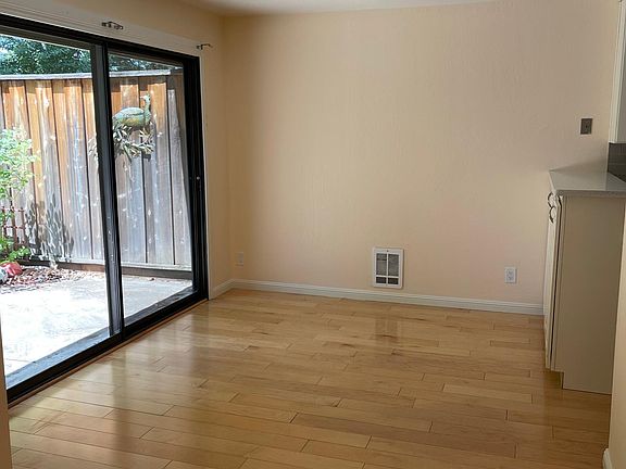 5th image of 670 San Antonio Rd APT 39