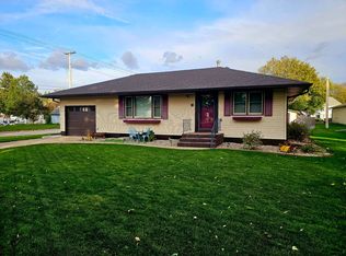 905 S 6th St, Albion, NE 68620