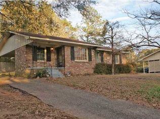 1274 Peabody Dr, Mobile, AL 36618