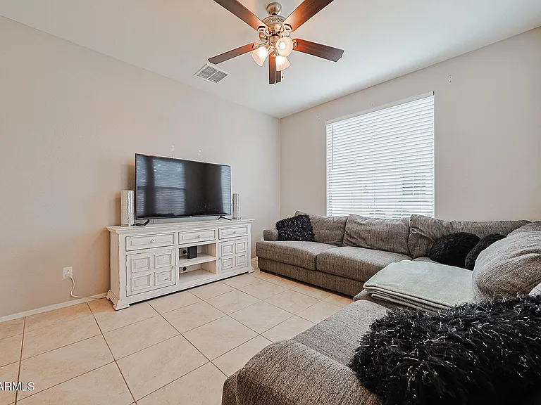 17717 W Mandalay Ln — Photo 5