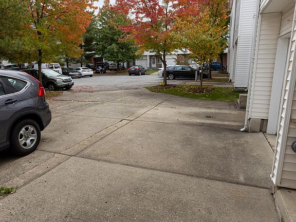 3rd image of 191 Aspen Knolls Way