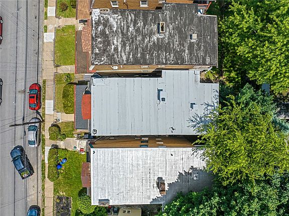 5th image of 7472 McClure Ave
