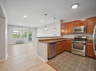 15 Freedom Way #308, Jersey City, NJ 07305