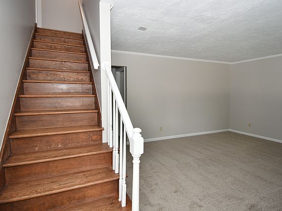 3rd image of 10152 E Chris Dr