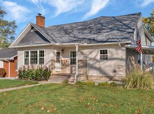 100 W 1st St, Coal City, IL 60416