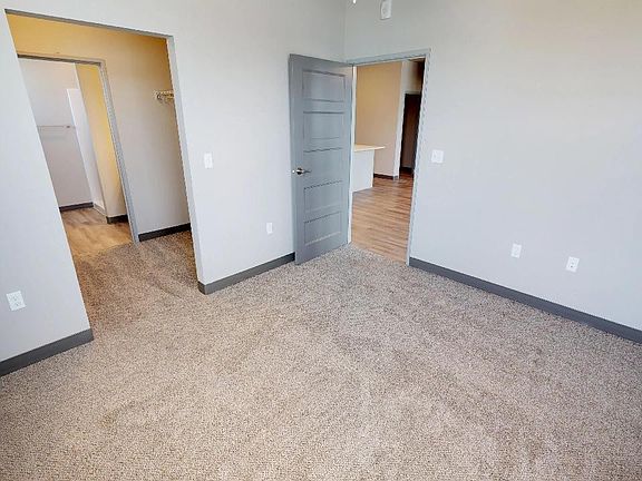 5th image of 3315 Aurora Ave Unit 201