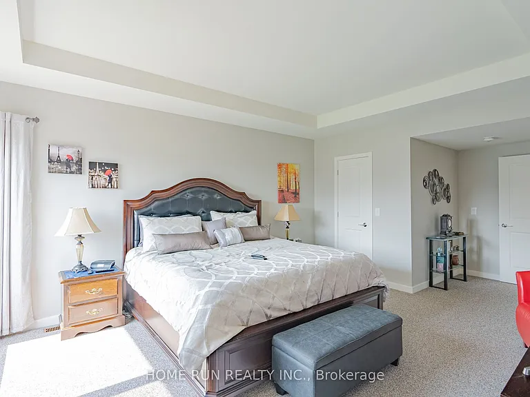 451 Longworth Ave — Photo 36