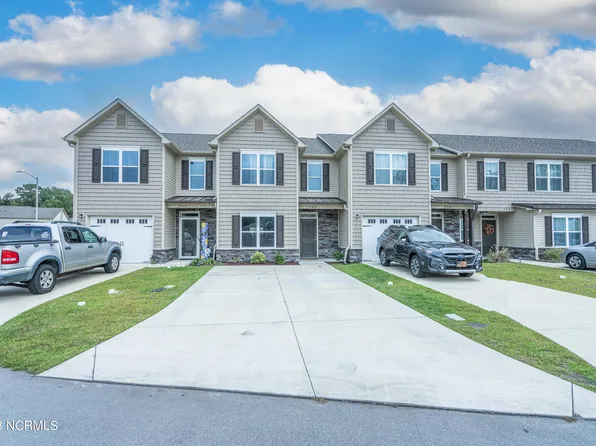 448 Sullivan Loop Road, Midway Park, NC 28544
