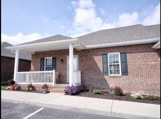 11 Gemstone Dr, Stuarts Draft, VA 24477