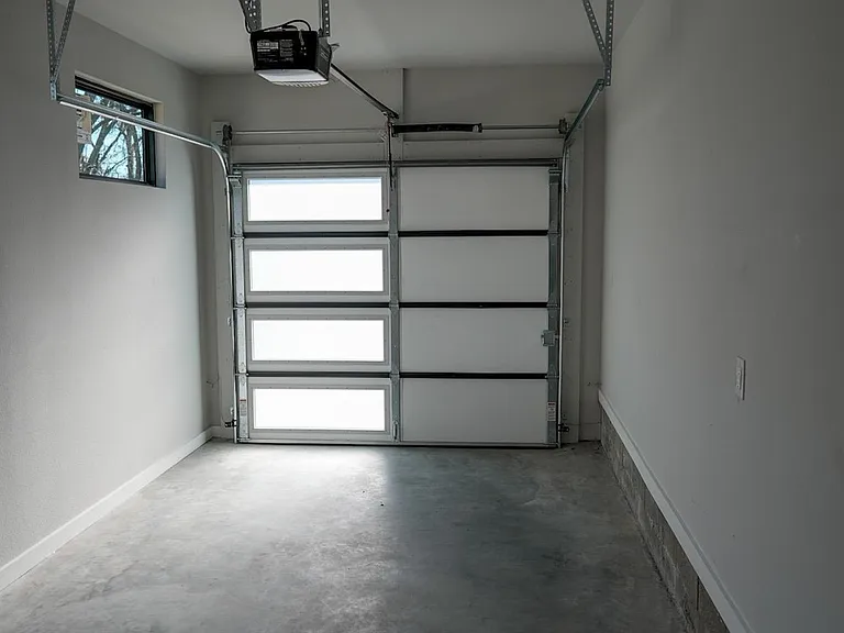 1021 S Woodrow St #A — Photo 21