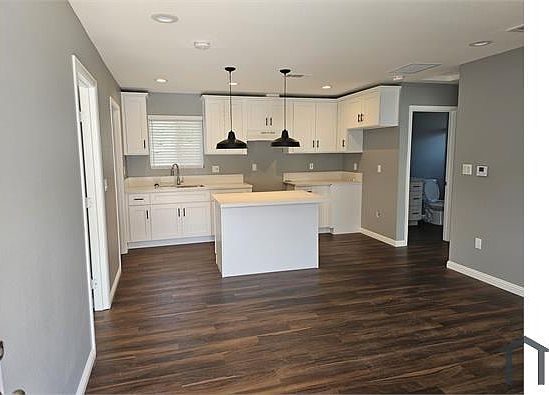 2nd image of 2589 Davidson Ave #B