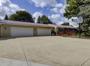 2765 Oak Knoll Lane, Stoughton, WI 53589