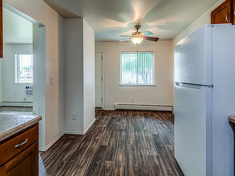 Taylor Park Townhomes — Photo 22
